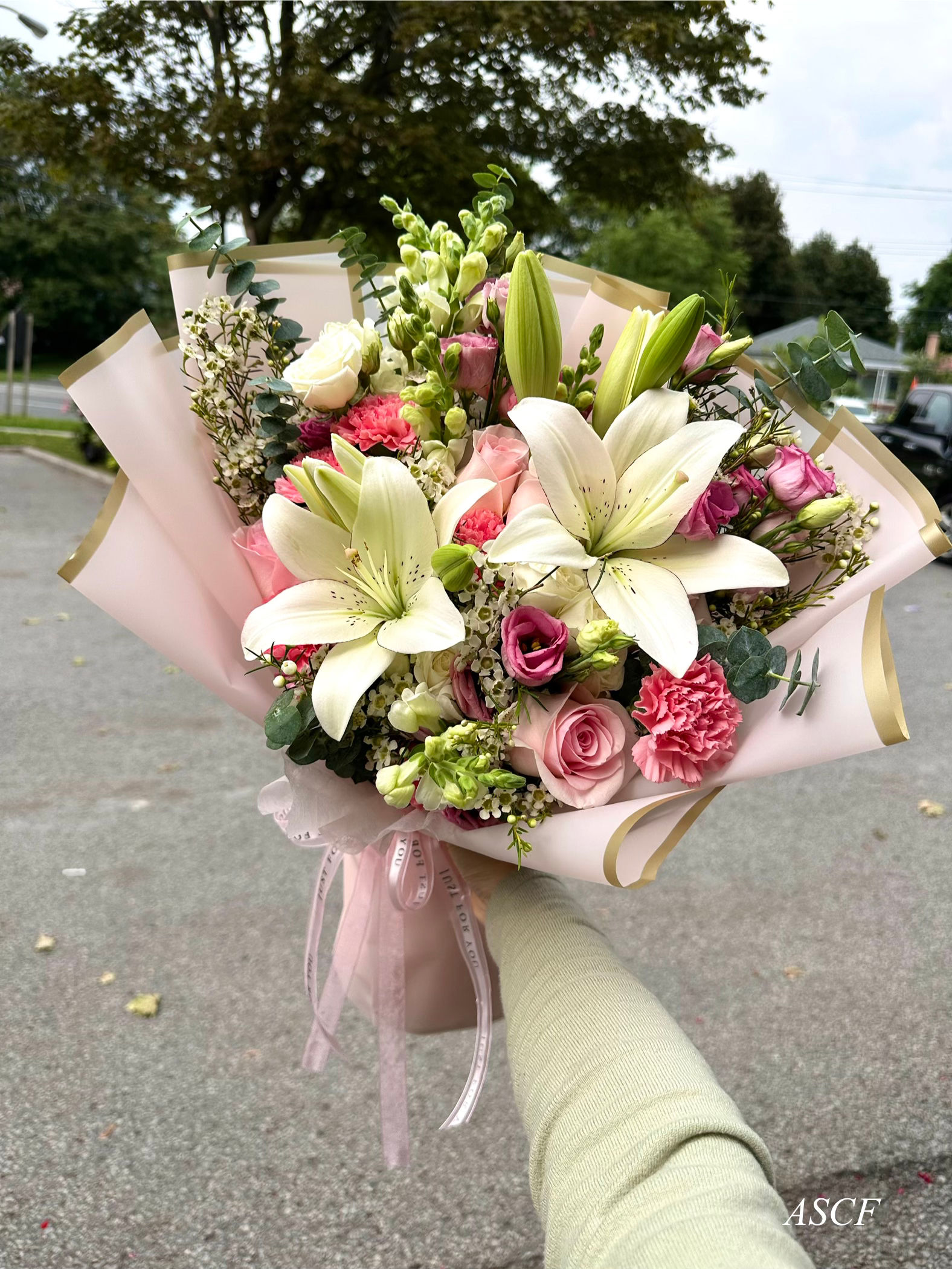 Lily Rose Carnation Lisi Bouquet 