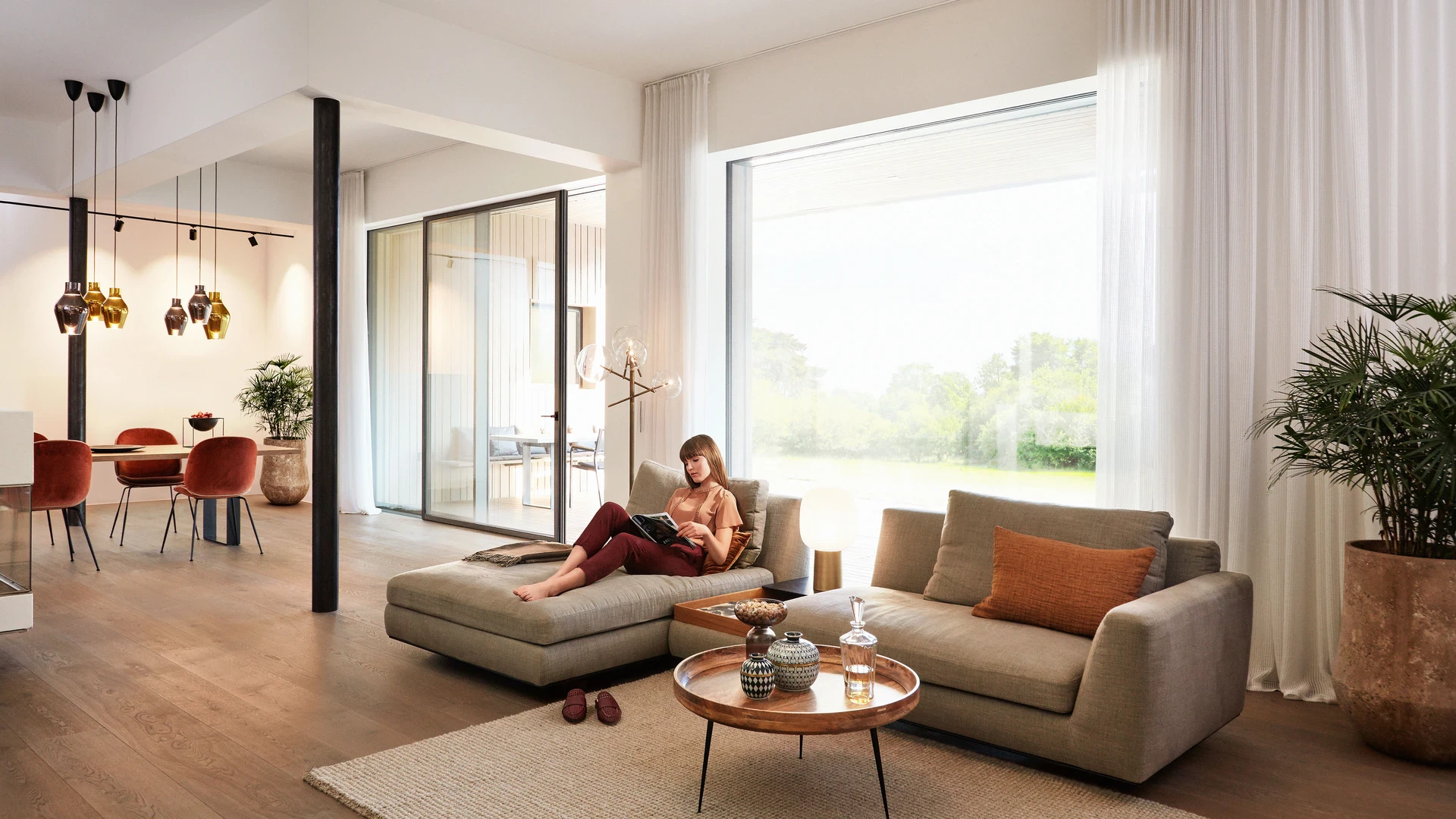 ONE-Josko-die-schoenen-Fenster-und-Tueren-Fixteil-Schiebetuer-grosse-Glasflaechen.webp
