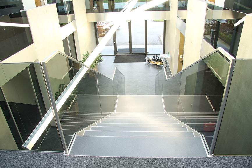 Glasgelaender_Glastrennwaende