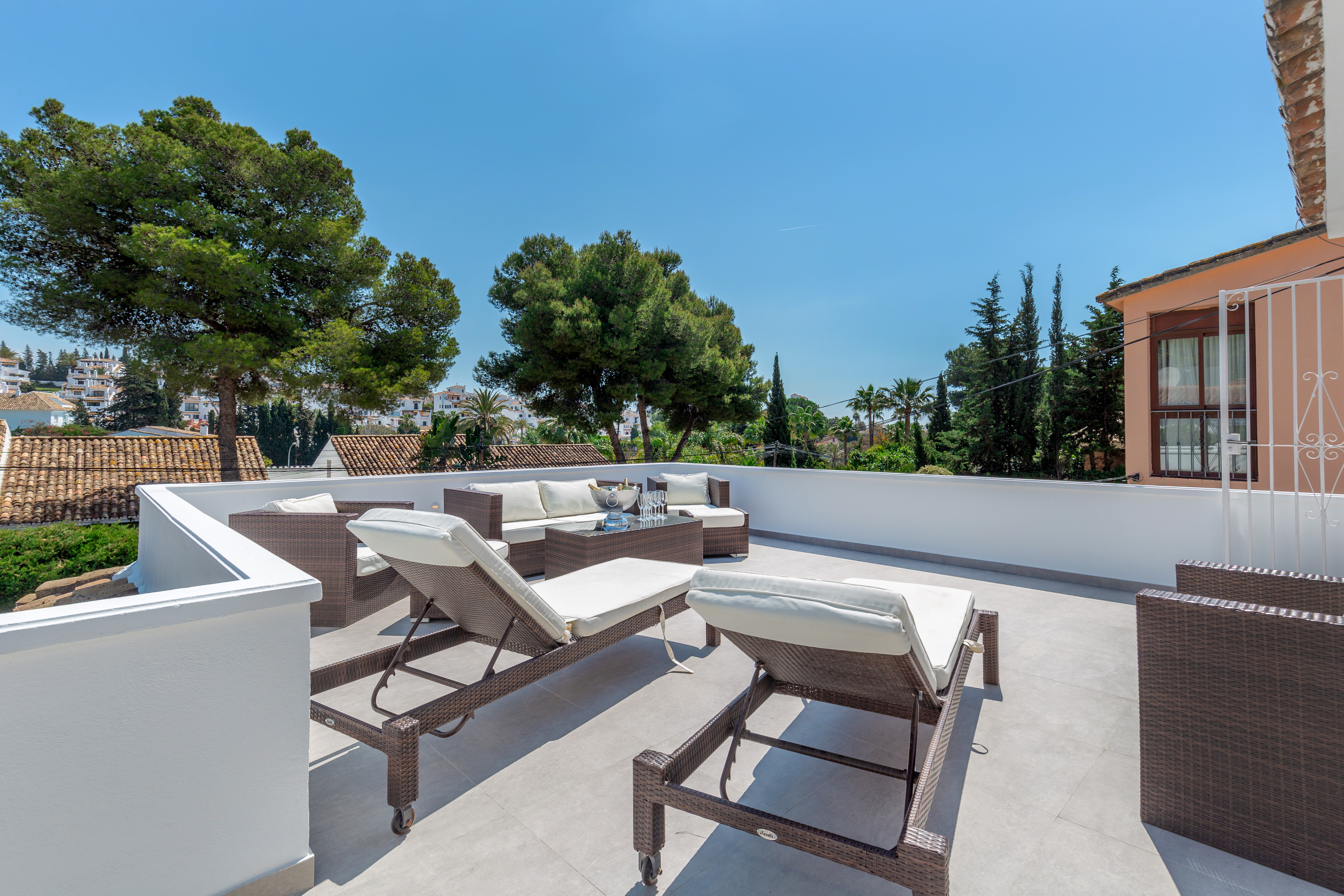 4 Bedroom Villa Nueva Andalucía