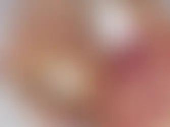 sustainable confetti made from dried flower petals