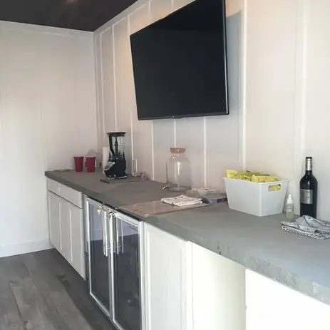 Custom Interior Design & Renovation