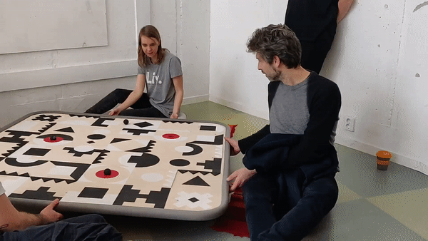 play.gif