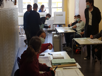 Endlich durften auch mal die Schüler entscheiden - Die Juniorwahl am Heinitz- Gymnasium