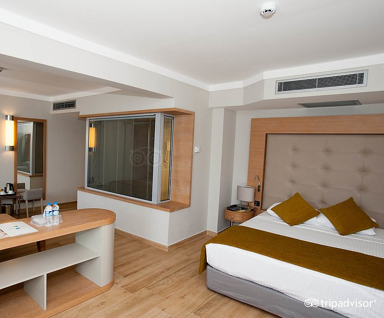 Sunrise Hotel Marmaris.jpg