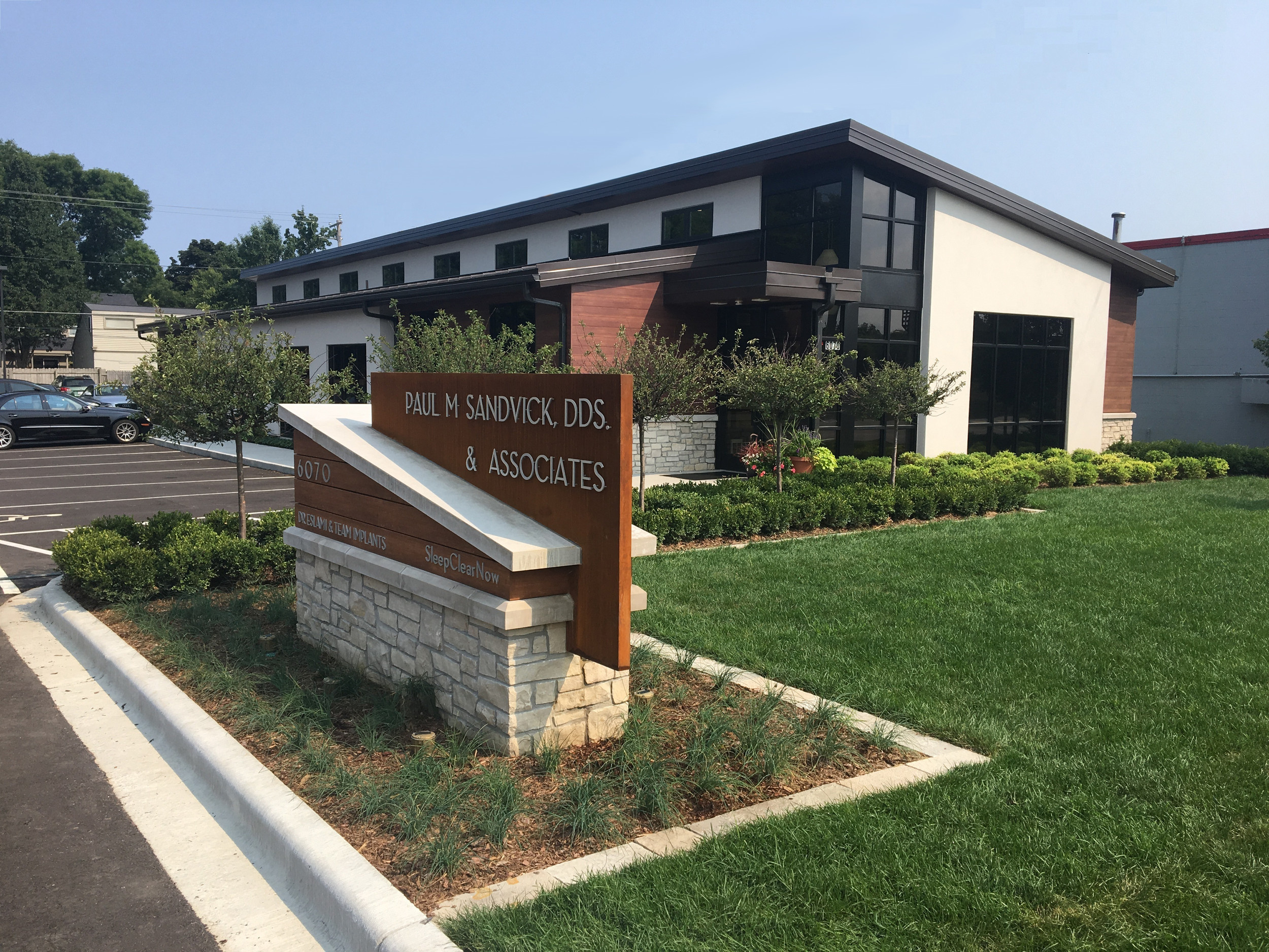 Paul M. Sandvick, DDS & Associates clinic