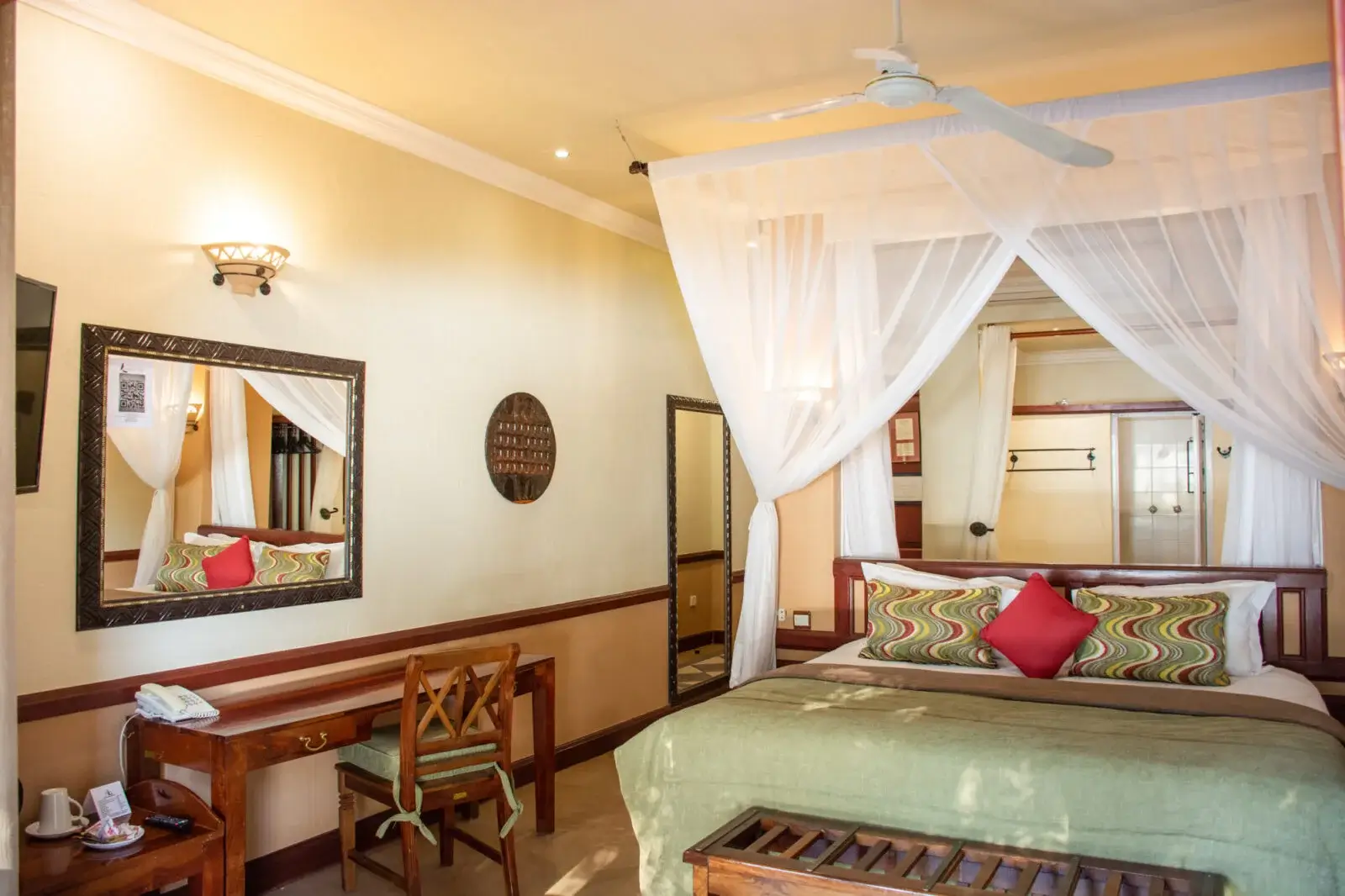 Chobe Safari Lodge Tour Packages