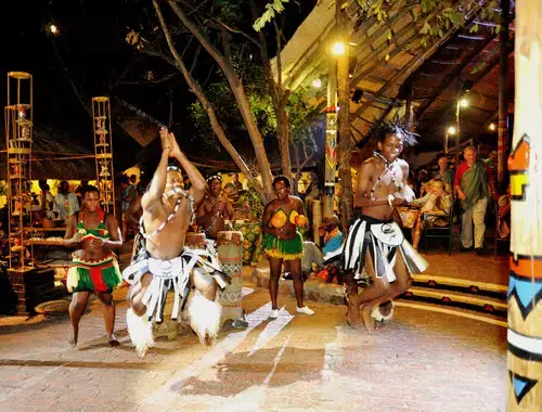 the-boma-performers