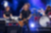 Foo Fighters encerra primeira noite do Rock in Rio com peso, emoção e Dave Grohl em grande forma