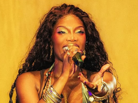 Doechii estreia no Brasil no Lollapalooza Brasil 2026 e mostra por que é um dos nomes mais fortes do rap atual