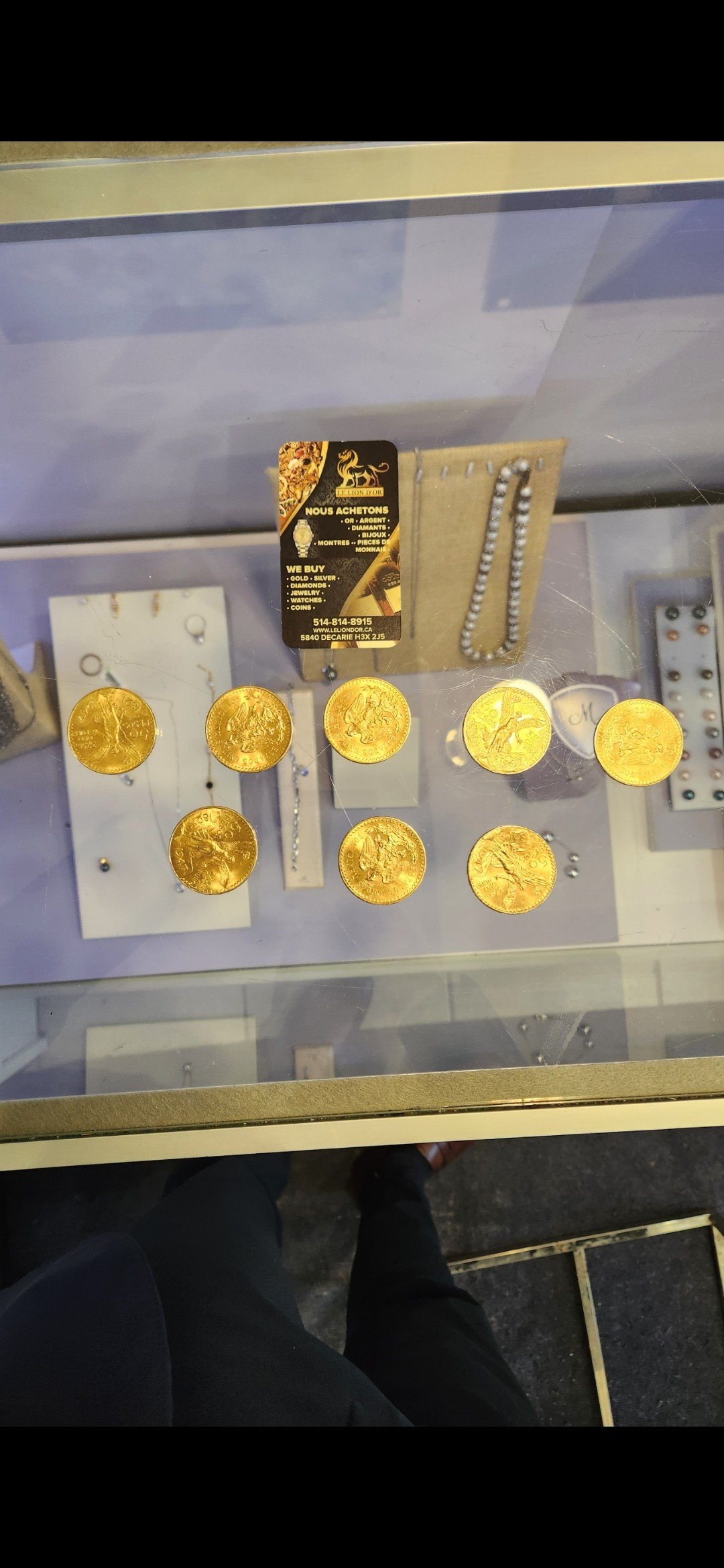 A precious-metal collection — Le Lion d’Or