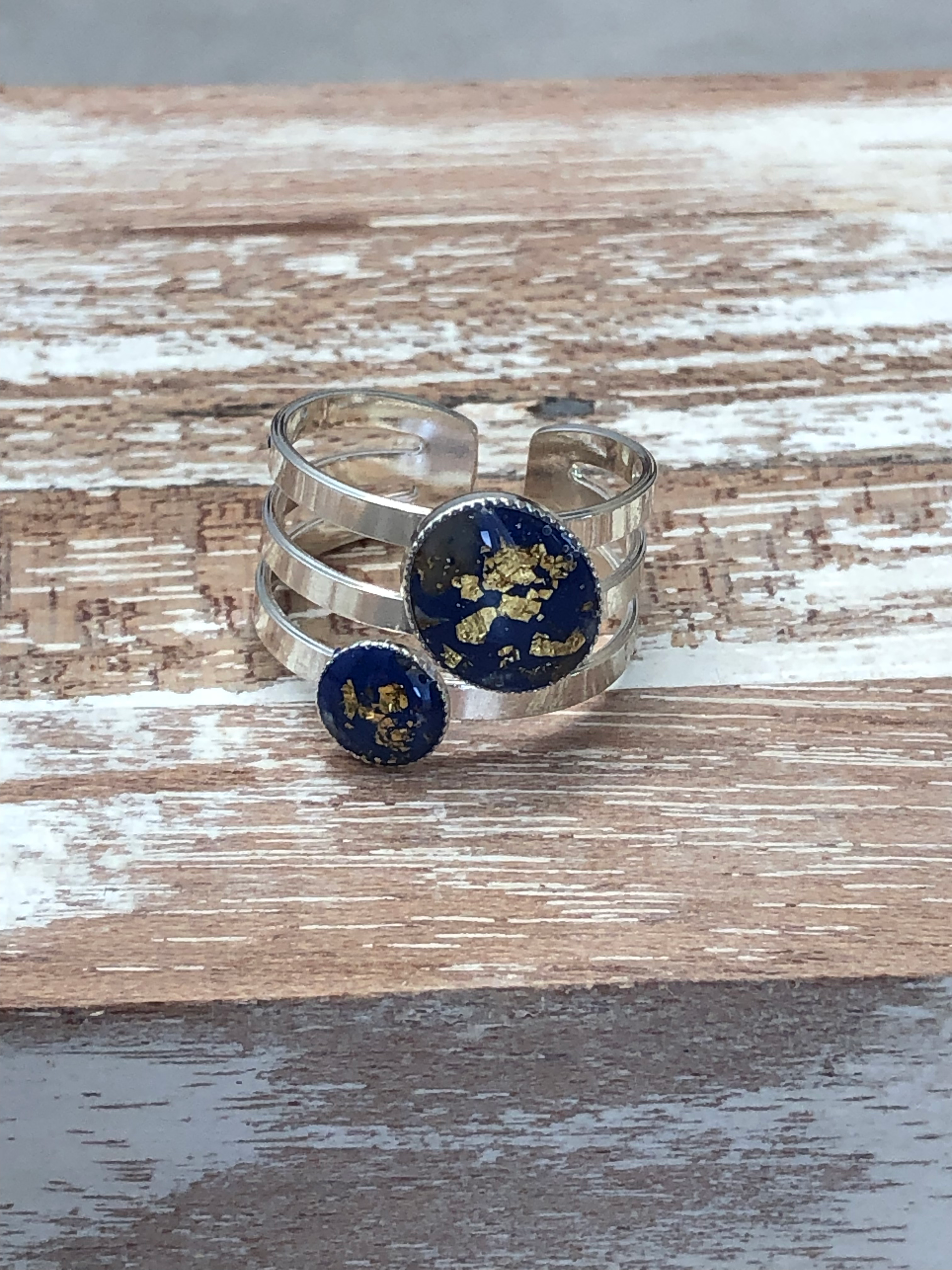 Bague Argent à 3 Anneaux avec Cabochon Bleu Doré