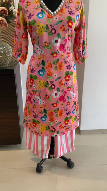 Thumbnail: Izzy coral kurta set