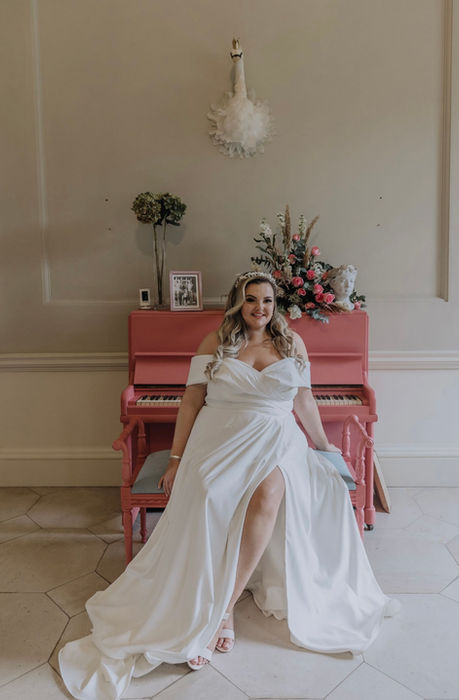 Stella York 7644 Altheda Plus Size A-Line Wedding Dress, Wedding Belles Love Plus Size Bridal Shop, Plus Size Wedding Dresses Near Me, Staffordshire Stoke-on-Trent