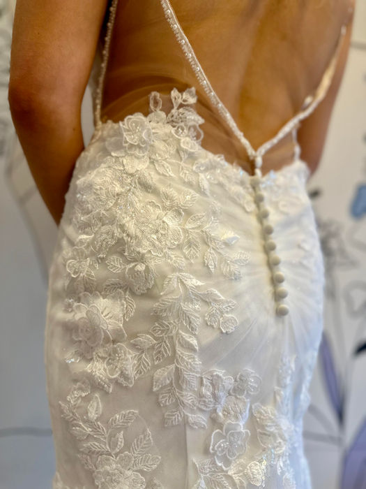 Stella York 7841 Alsaka. Wedding Belles Love, Fitted Lace Floral Wedding Dress, Staffordshire Bridal Boutique, Wedding Dresses Stoke On Trent, Wedding Dresses Newcastle Under Lyme.