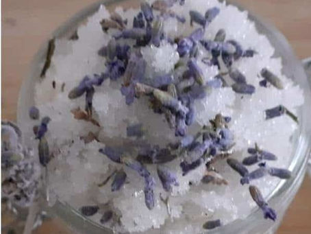 DIY Lavender sugar scrub to DIY for