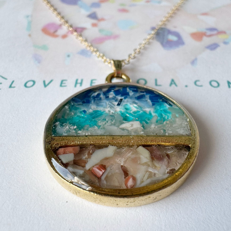 Thumbnail: Sand and Water Horizon Pendant Necklace in Gold (N27)