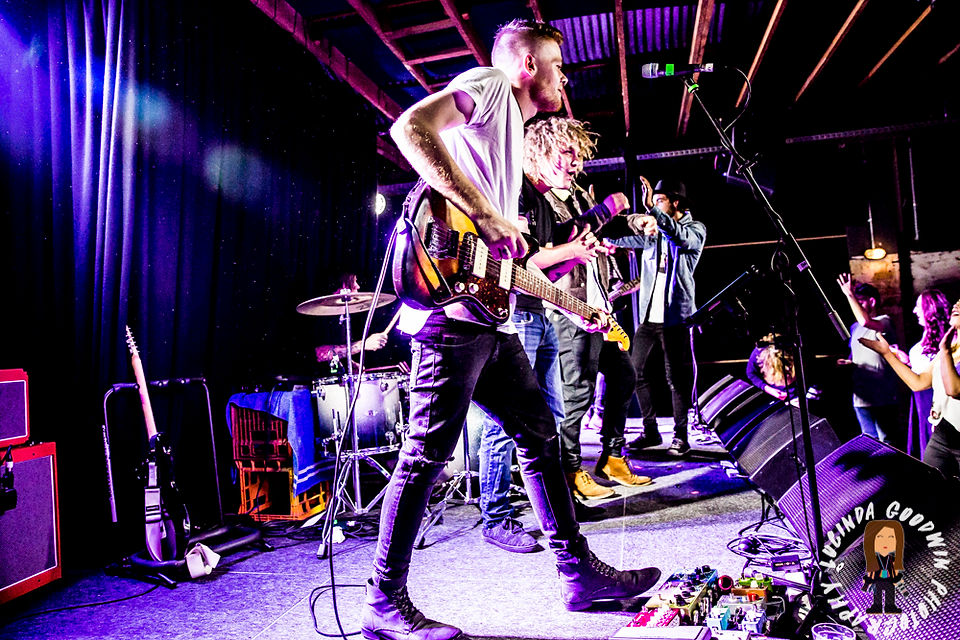 LG__20160910_00183_City_At_Midnight___Workers_Club,_Geelong