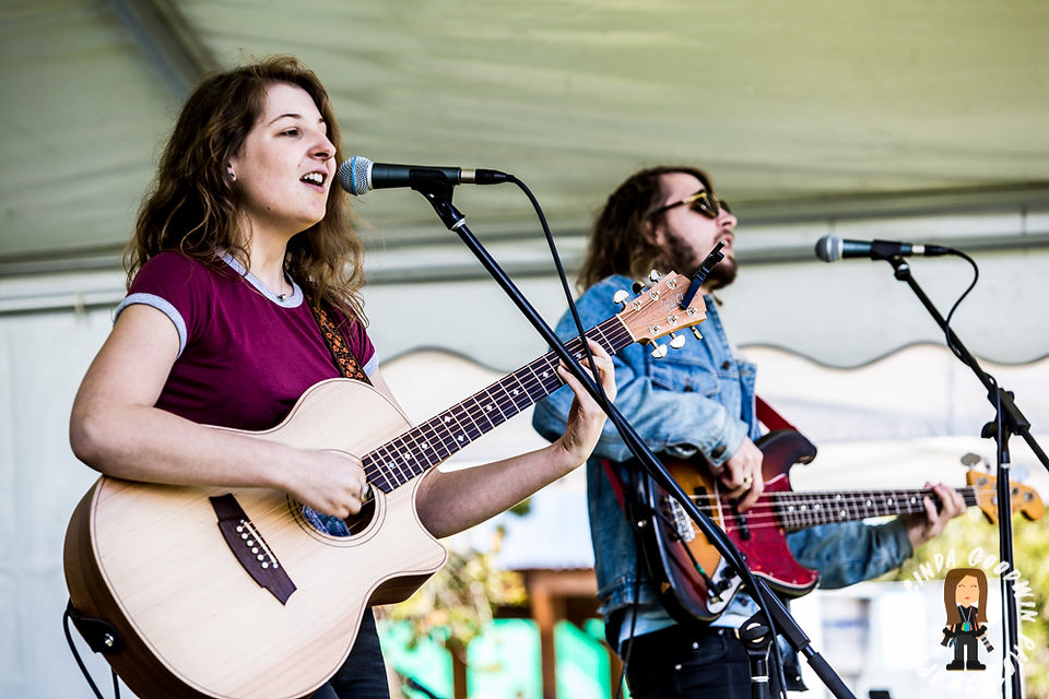 LG__20161008_00035_Rach_Brennan_&_The_Pines___Birregurra_Festival_2016