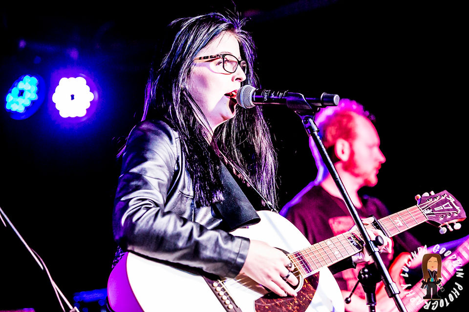 LG__20161028_00164_Victoria_Faith_Band_Roulette___Workers_Club,_Geelong