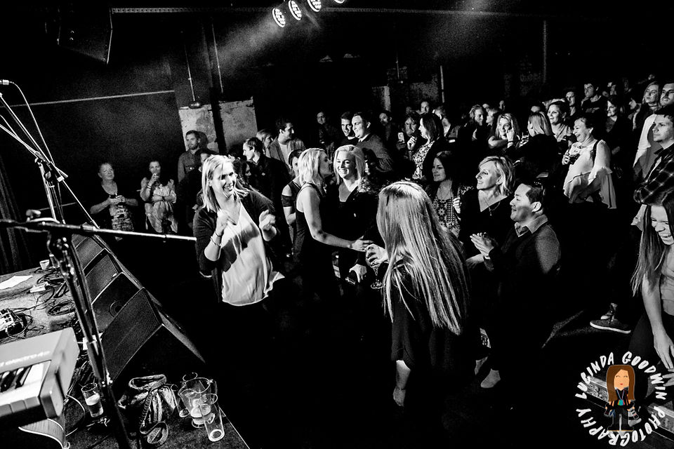 LG__20160902_00128_Famous_Will_Farewell_for_now___Workers_Club,_Geelong