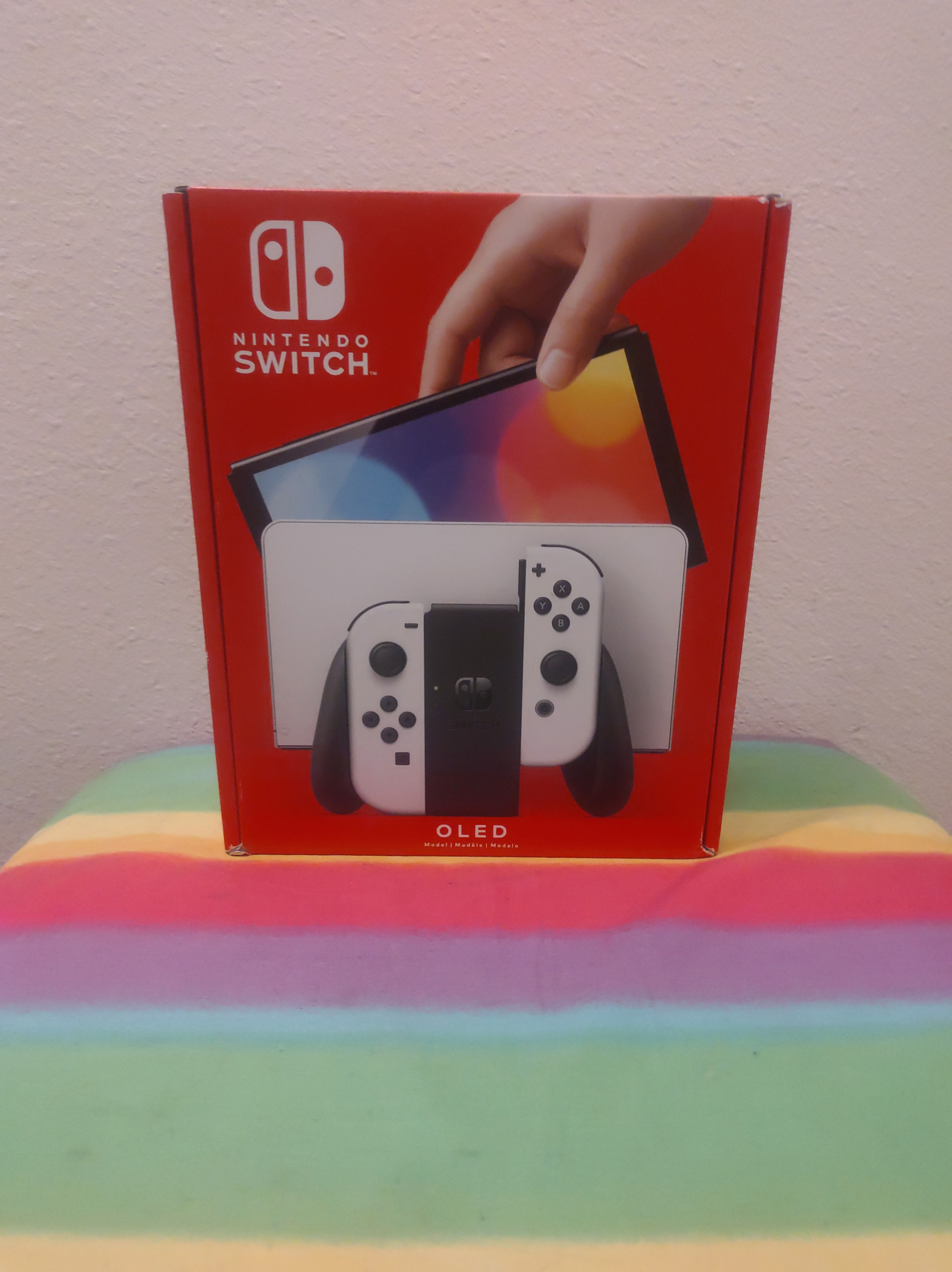 NINTENDO SWITCH OLED WHITE