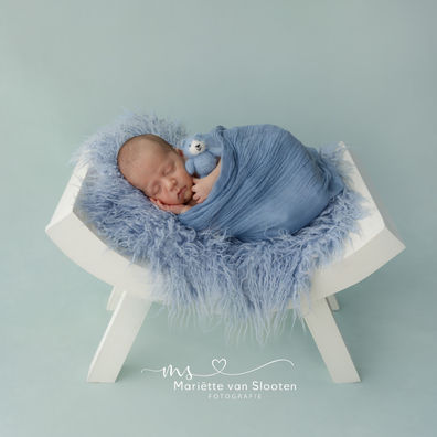 newbornshoot geposeerd