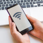 Guest Wi-Fi: Bukan Sekadar Internet Gratis, tapi Mesin Pertumbuhan Bisnis