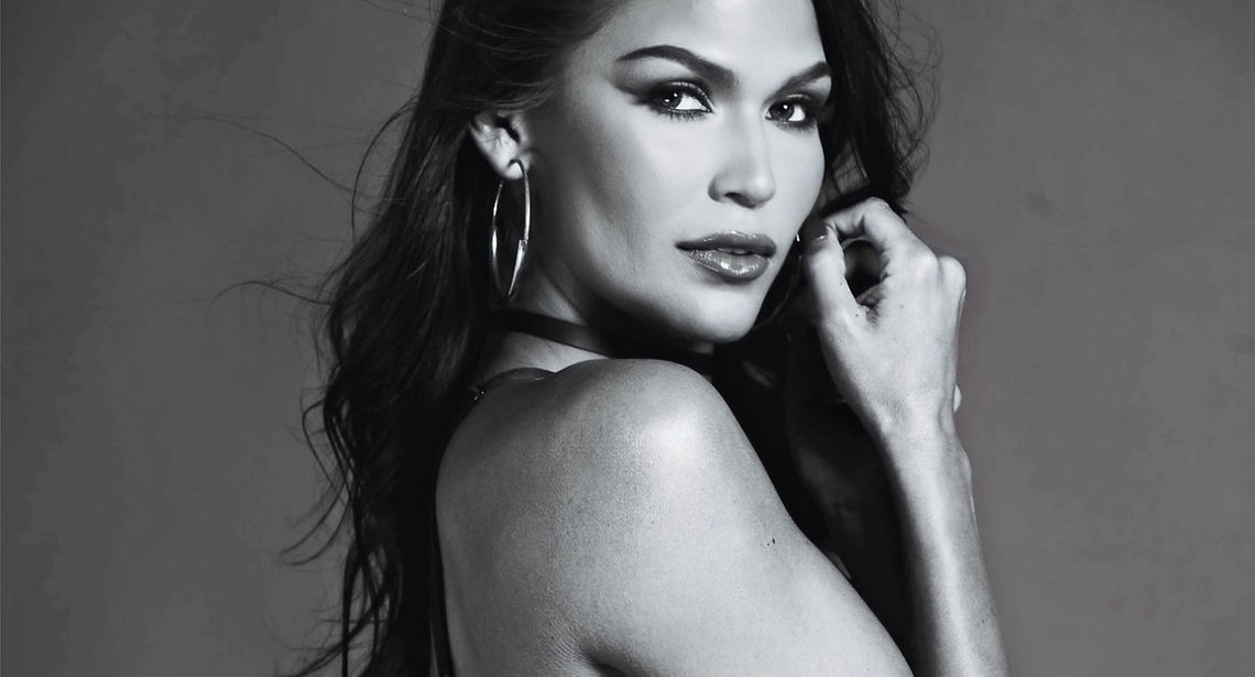 Founder/ Artistic Director Tesla Wolfe