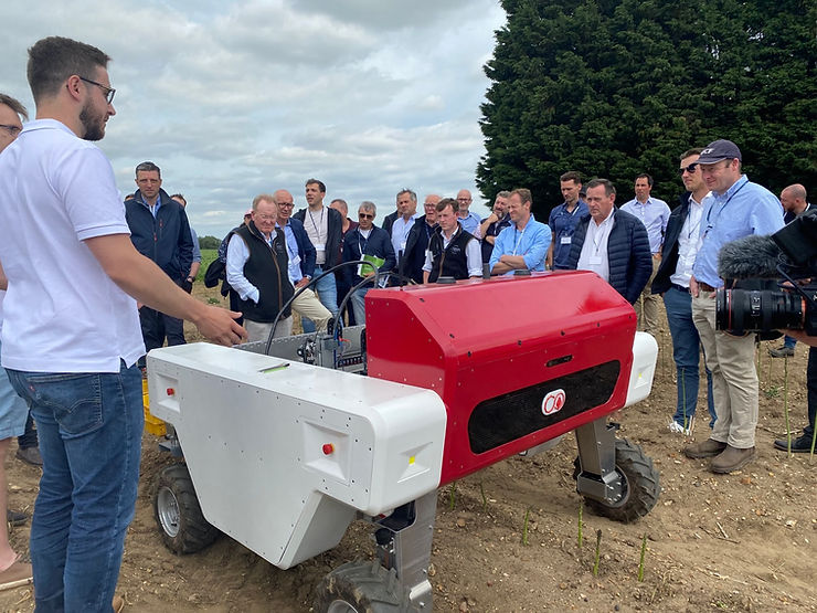Unveiling of the Sprout robot at the Biennial Britisch Asparagus Grower Conference in June 2022