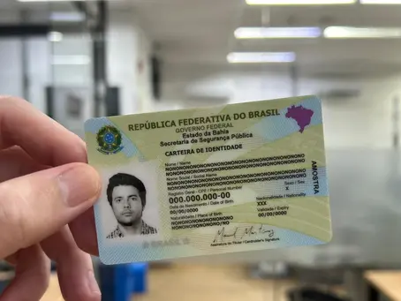 Bahia inicia emissão da nova identidade em cartão de policarbonato; conheça