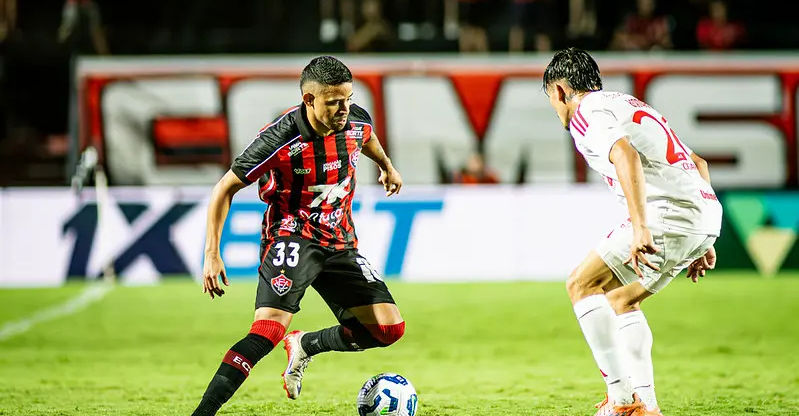 Vitória joga última partida antes da Copa no Barradão