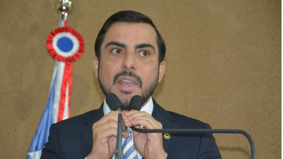 Ex-deputado é preso em flagrante por violência doméstica em Salvador