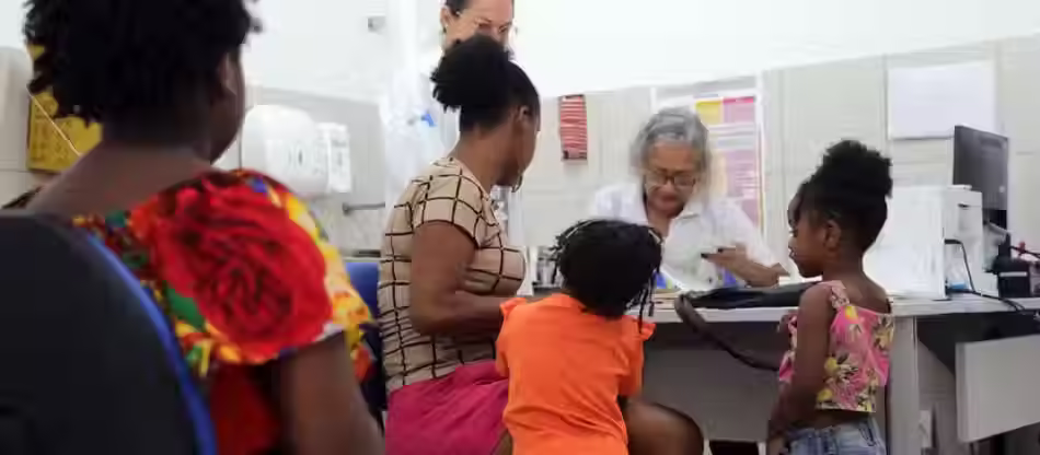 Mais de 300 mil beneficiários do Bolsa Família precisam atualizar dados em Salvador