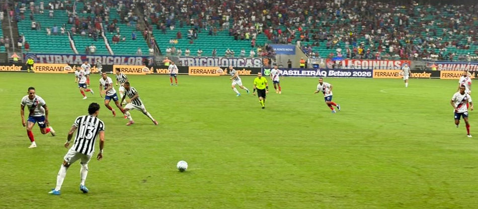 Bahia vence antes da pausa para a Copa e respira no Brasileiro