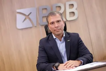 Ex-presidente do BRB é preso pela PF em investigação sobre Banco Master