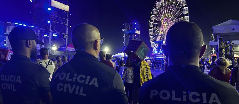 Segunda noite do Virada Salvador registra mais de 50 furtos de celulares