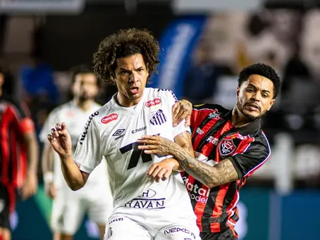 Vitória peca na defesa e perde para o Santos 