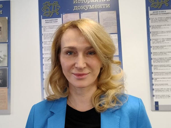 Д-р Денчева по темата за извършването на  медицински манипулации от хора без необходима квалификация