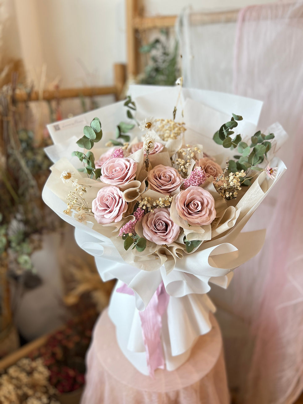 Thumbnail: Quicksand Soap Roses Bouquet