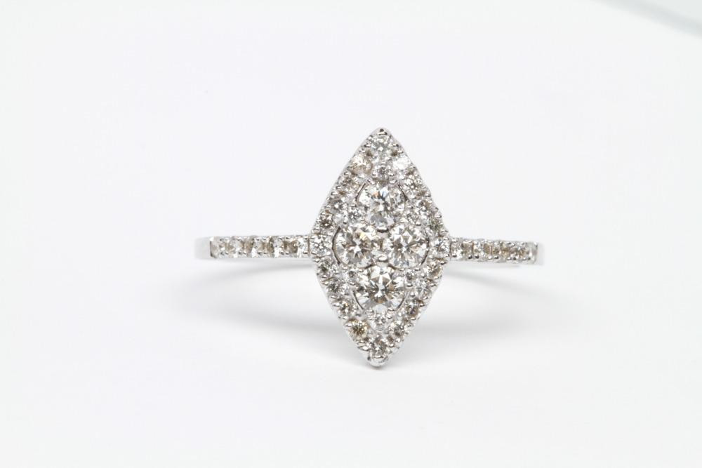 Kite Ring