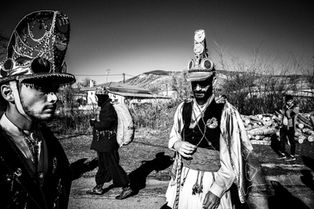 Κοτσαμάνια (Μωμόγεροι) στον Τετράλοφο Κοζάνης, του Γιώργου Τατάκη