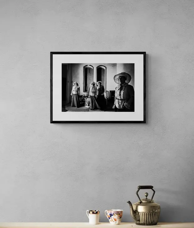 Kofinas Chios print framed on a gray wall. Black-and-white photography by George Tatakis.