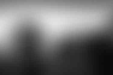 Χίος: Εικαστικό ταξίδι στις πασχαλινές παραδόσεις και τον ρουκετοπόλεμο στον Βροντάδο. Του Γιώργου Τατάκη