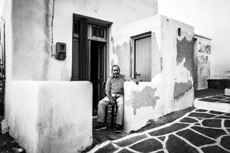 Yorgos Zoumis at his house, by photographer George Tatakis