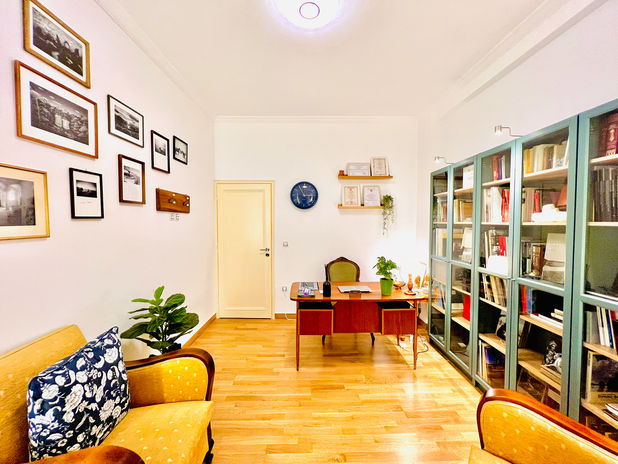 Κατερίνα Νικολέτου. Ψυχολόγος - Ψυχοθεραπεύτρια