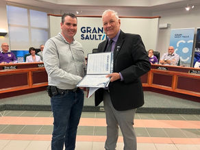 At the public meeting on March 24, the Municipal Council had the pleasure of presenting three new Grandiose awards.