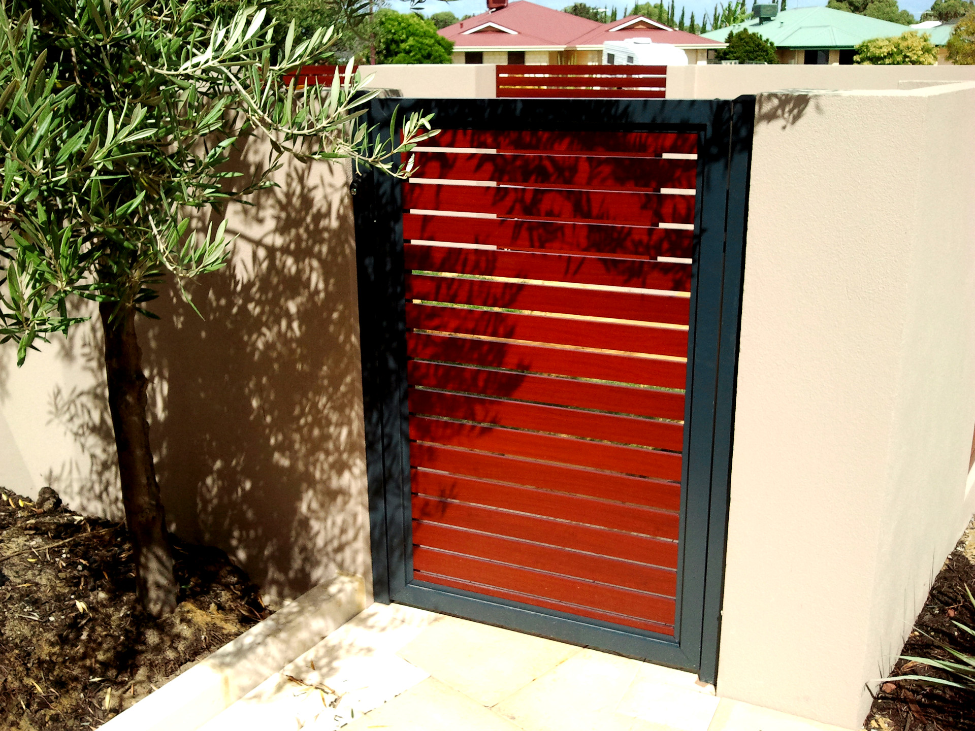 Gates, fences & screens Outdoor Walls n Floors Mandurah