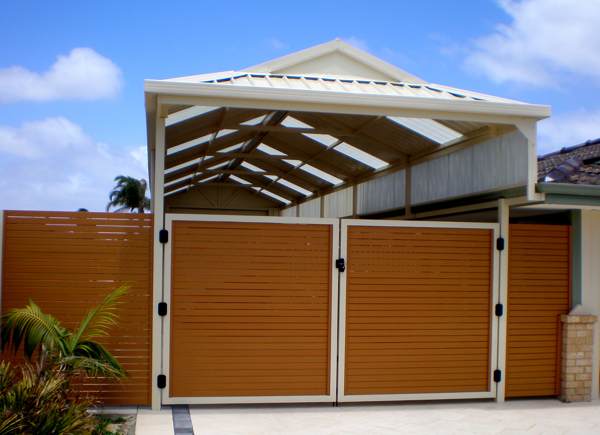 Gates, fences & screens Outdoor Walls n Floors Mandurah