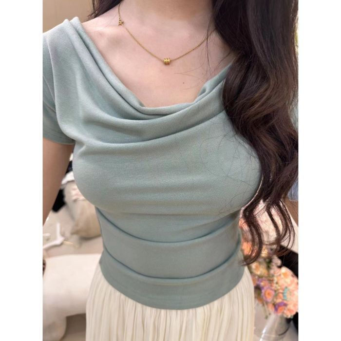 Thumbnail: Off-Shoulder Slim-Fit T-Shirt